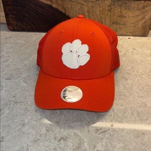 Women’s Clemson adjustable hat with Paw Print